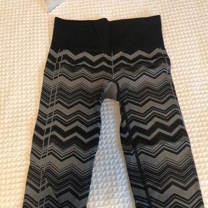 Lulu lemon size 4 leggings